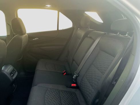 Used 2020 Chevrolet Equinox LT image 22