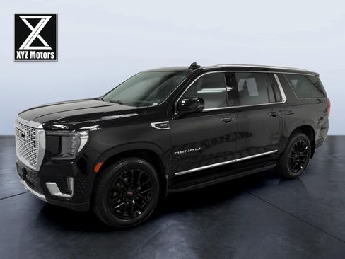 Used 2022 GMC Yukon XL Denali AWD/4WD image 1
