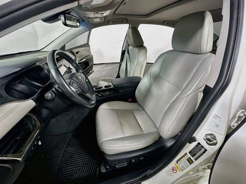 Used 2017 Toyota Avalon Touring FWD image 17