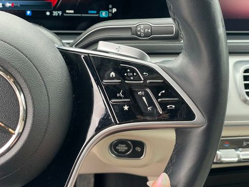 Used 2025 Mercedes-Benz GLE 350 4MATIC image 18