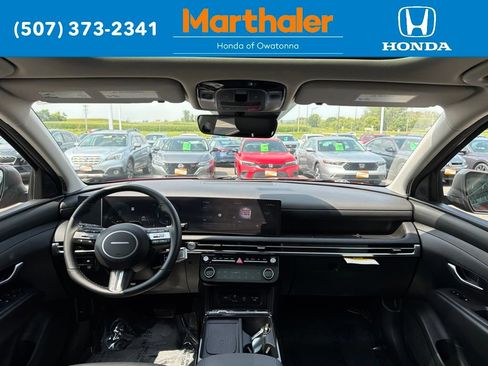Used 2025 Hyundai Tucson SEL AWD/4WD image 22