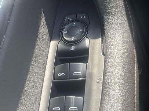 Used 2020 Chevrolet Blazer RS FWD image 24