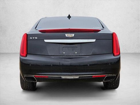 Used 2017 Cadillac XTS Luxury FWD image 6