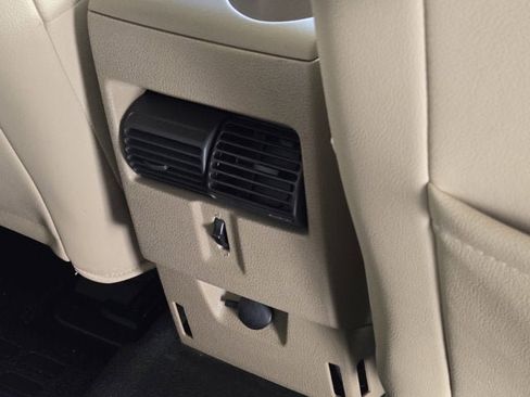 Used 2008 Ford Explorer Sport Trac Limited image 10