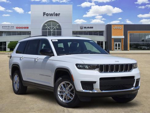 New 2026 Jeep Grand Cherokee L Laredo AWD/4WD image 1