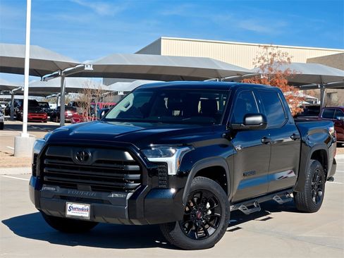 Used 2022 Toyota Tundra SR5 image 2