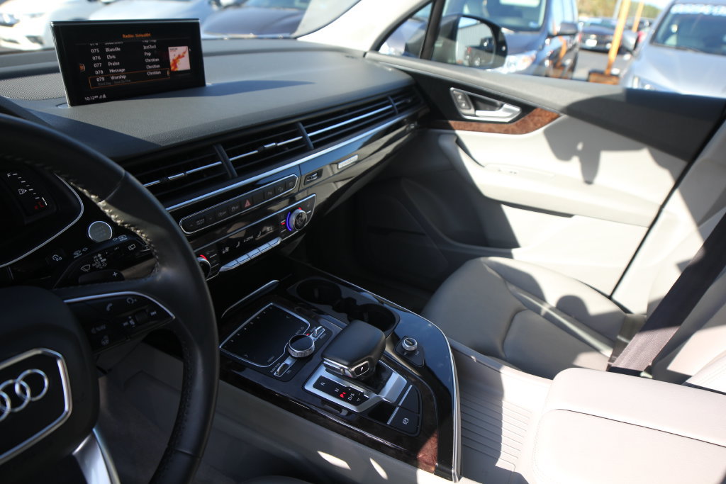 Used 2018 Audi Q7 3.0T Prestige AWD/4WD image 20