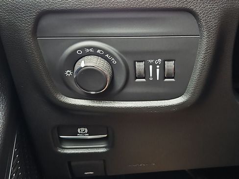 New 2026 Jeep Grand Cherokee L 4WD image 25