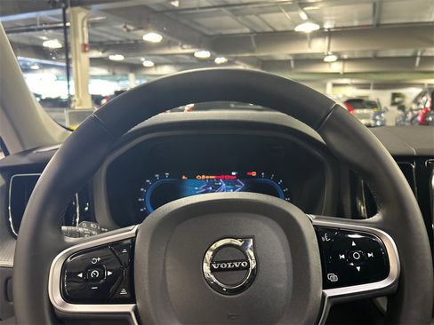 Certified 2025 Volvo XC60 B5 Plus image 12