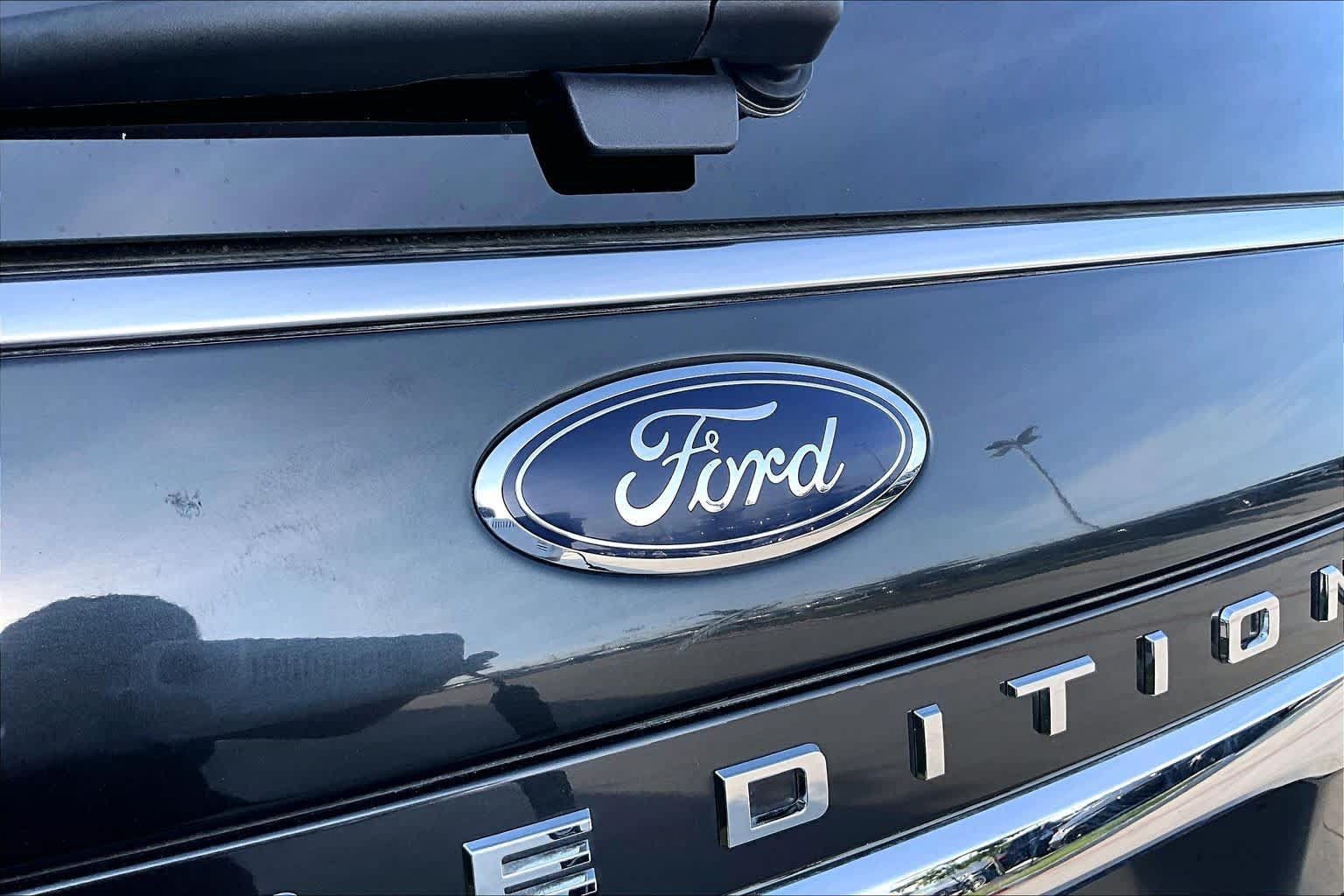 Used 2022 Ford Expedition Max Limited RWD image 10