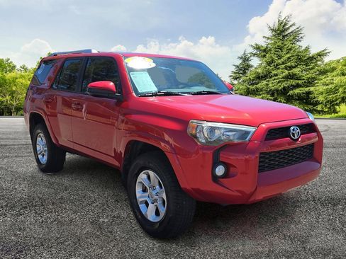 Used 2015 Toyota 4Runner SR5 image 1