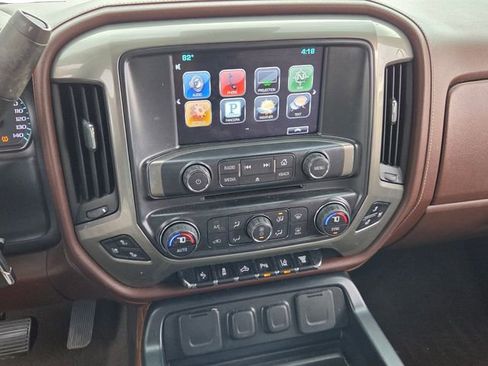 Used 2016 Chevrolet Silverado 2500 High Country w/ Duramax Plus Package image 17