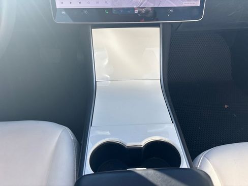 Used 2020 Tesla Model 3 Standard Range Plus image 30