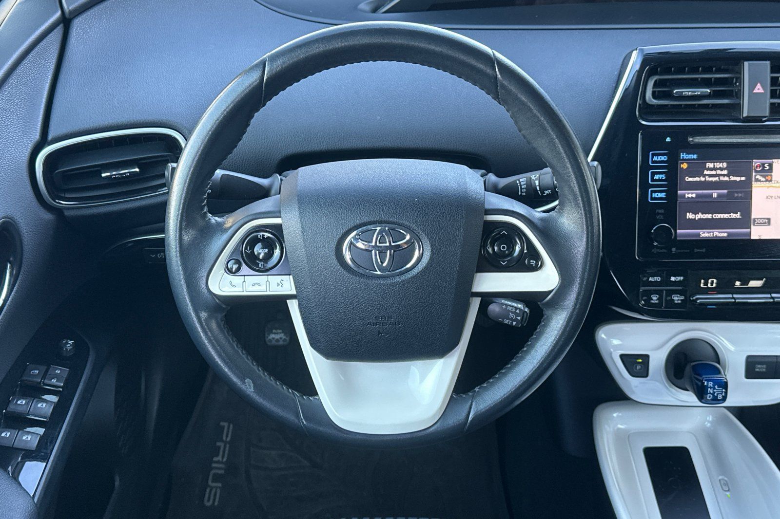Used 2016 Toyota Prius Three FWD image 17