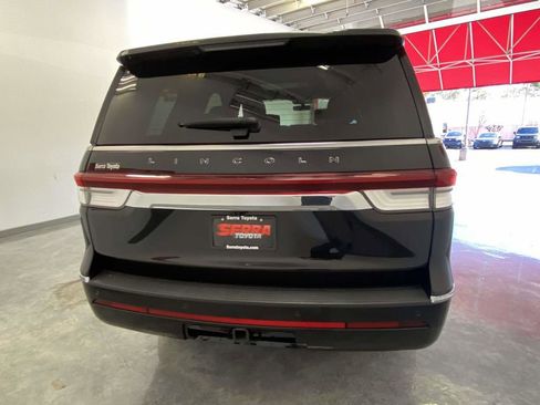 Used 2022 Lincoln Navigator Black Label AWD/4WD image 3