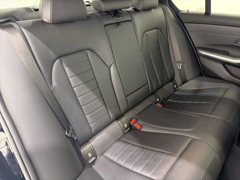 Used 2021 BMW 330i Sedan w/ Premium Package RWD image 22