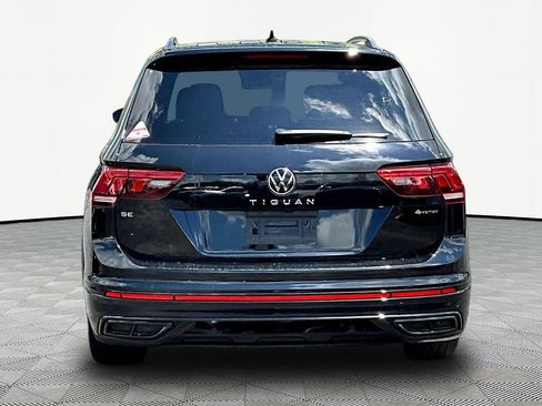 Used 2024 Volkswagen Tiguan SE R-Line AWD/4WD image 5