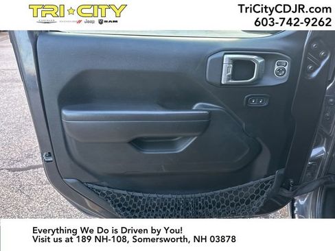 Used 2021 Jeep Wrangler Unlimited Sport S image 16