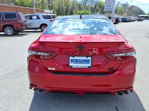 Used 2023 Toyota Camry XSE w/ Navigation Package image 5