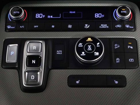 Used 2023 Hyundai Palisade SEL image 45