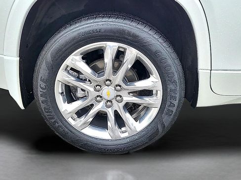 Used 2020 Chevrolet Traverse High Country AWD/4WD image 9