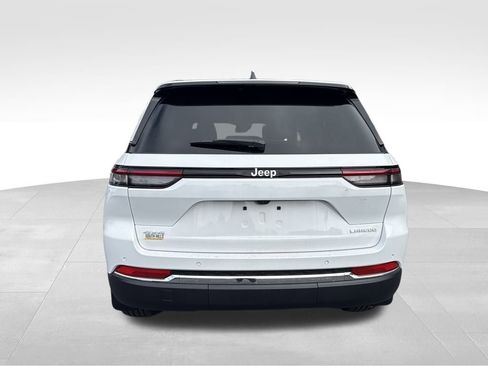 New 2025 Jeep Grand Cherokee Laredo X w/ Trailer Tow Package image 7