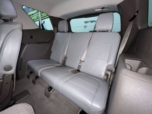 Used 2021 Chevrolet Traverse LT w/ LT Premium Package image 27