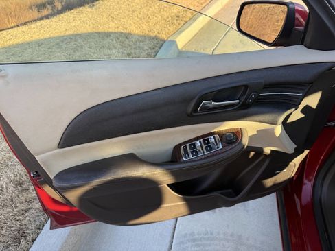 Used 2013 Chevrolet Malibu LT image 10