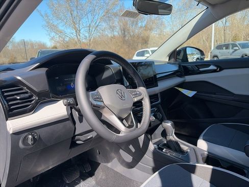 New 2026 Volkswagen Taos S FWD image 11
