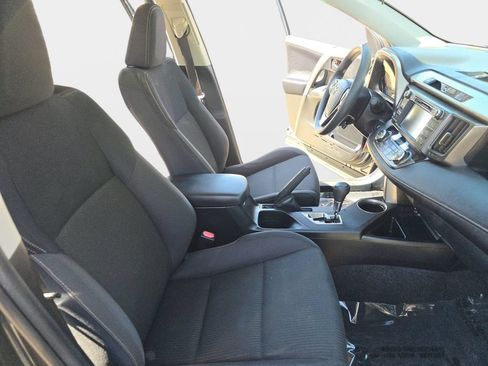 Used 2013 Toyota RAV4 XLE FWD image 12