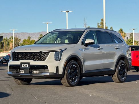 New 2026 Kia Sorento S image 8