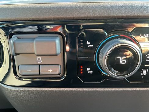 Used 2025 Chevrolet Silverado 1500 RST w/ Z71 Off-Road Package image 26