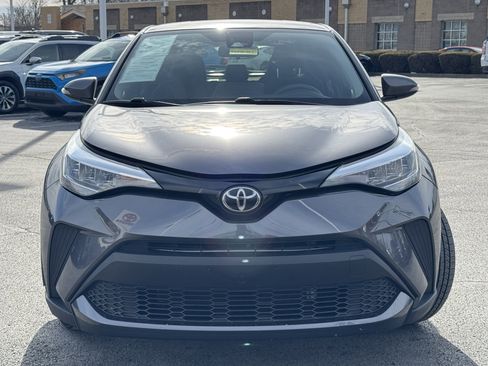Used 2021 Toyota C-HR LE image 18