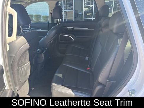 Used 2021 Kia Telluride LX image 11