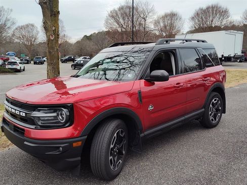 Used 2023 Ford Bronco Sport Outer Banks w/ Tech Package image 1