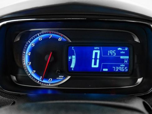 Used 2016 Chevrolet Trax LT w/ LT Convenience Package image 18