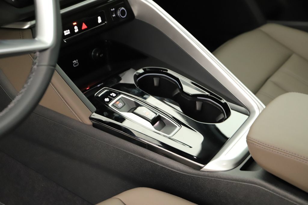 New 2026 Audi Q5 2.0T AWD/4WD image 16