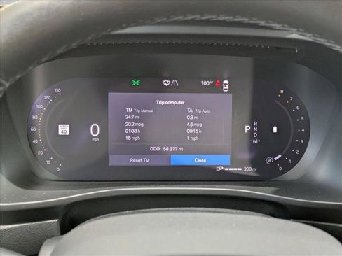 Used 2023 Volvo XC40 B5 Plus w/ Driver Assist Package AWD/4WD image 11