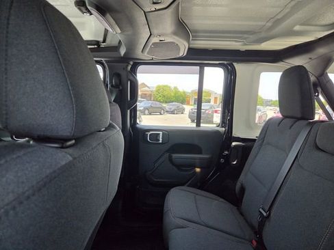 Used 2026 Jeep Wrangler Sport image 9