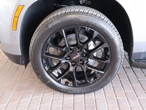 New 2026 GMC Yukon XL Elevation w/ Elevation Premium Package AWD/4WD image 12