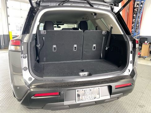 New 2026 Nissan Pathfinder SV FWD image 5