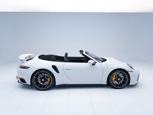 Certified 2022 Porsche 911 Turbo S AWD/4WD image 9