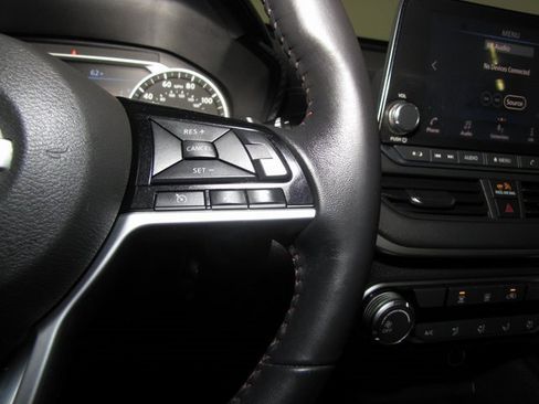 Used 2020 Nissan Altima 2.5 SR image 6