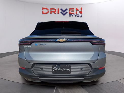 New 2026 Chevrolet Equinox EV LT w/ LPO, All-Weather Mat Package image 4