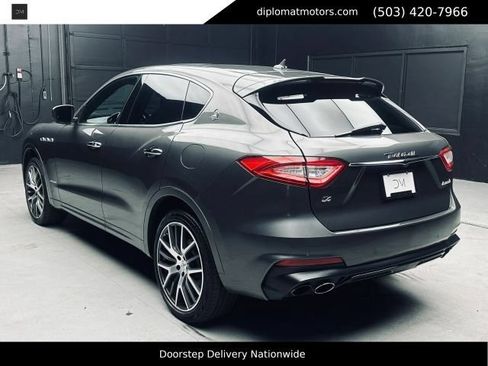 Used 2019 Maserati Levante GranSport AWD/4WD image 5