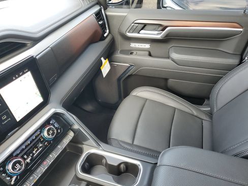 Used 2026 GMC Sierra 1500 Denali AWD/4WD image 27