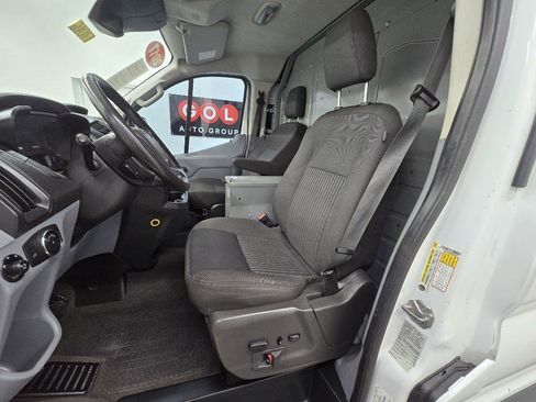 Used 2017 Ford Transit 250 130 Low Roof image 12