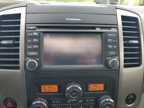 Used 2019 Nissan Frontier SL AWD/4WD image 25