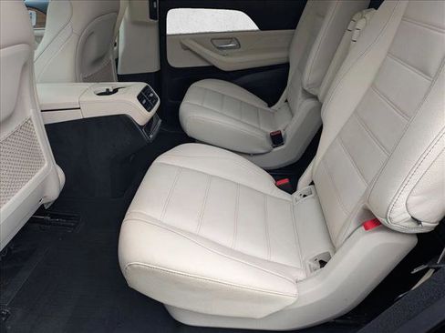 Used 2023 Mercedes-Benz GLS 450 4MATIC image 21