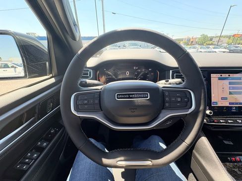 New 2026 Jeep Grand Wagoneer L Limited AWD/4WD image 23